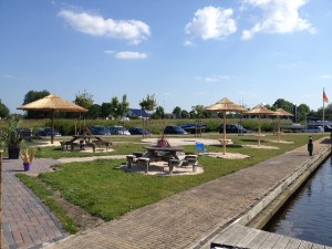 Rieten parasol - project Terherne jachthaven 1