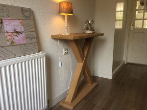 sidetable eikenhout