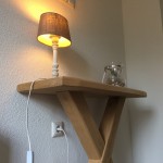 sidetable eikenhout