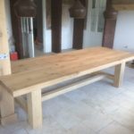 grote eikenhouten tafel