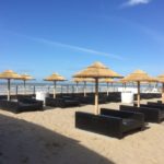 rieten parasol strand bloemendaal