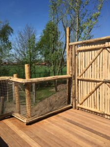uitkijjkpunt kastanjehout dierenpark