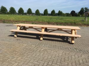 grote picknicktafel douglashout